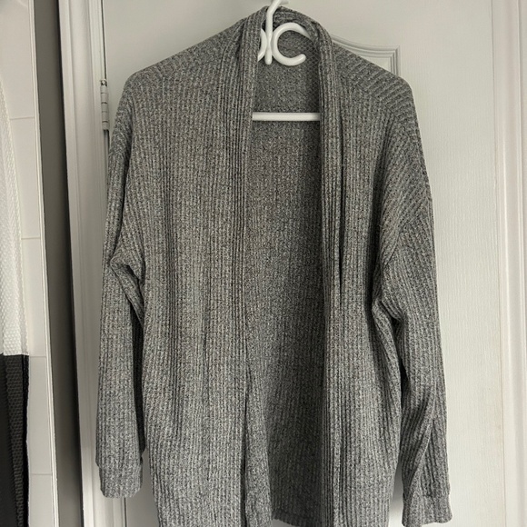 Grey Cardigan Size Medium - Picture 1 of 2